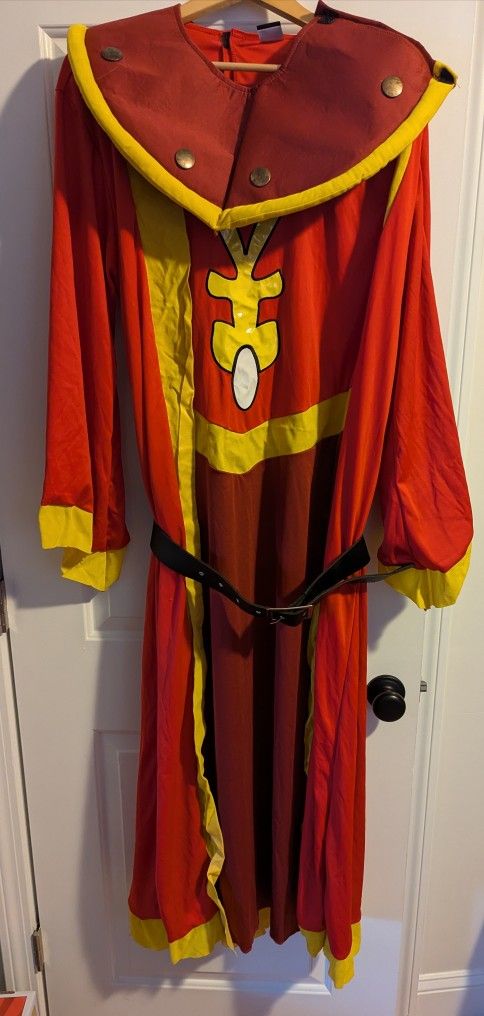 Spirit Halloween Dungeons Master Costume Robe Red Yellow DragonsS/M