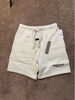 essentials shorts light oat
