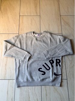 Supreme crew neck