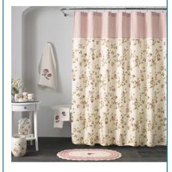     ChurchHomeCollections .co    Five Queens Court Rosalind Floral Chic Shower Curtains