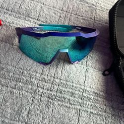100% Sunglasses
