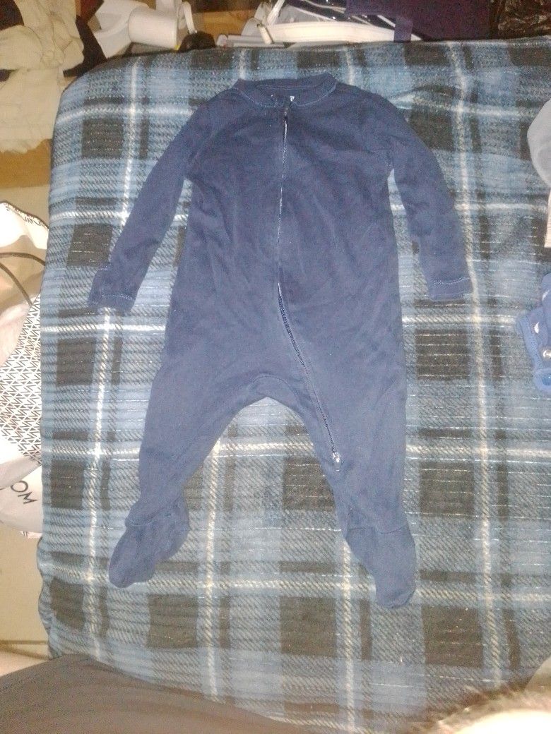 Baby Pajamas Size 6-9 Months Pre-owned Excellent Condition