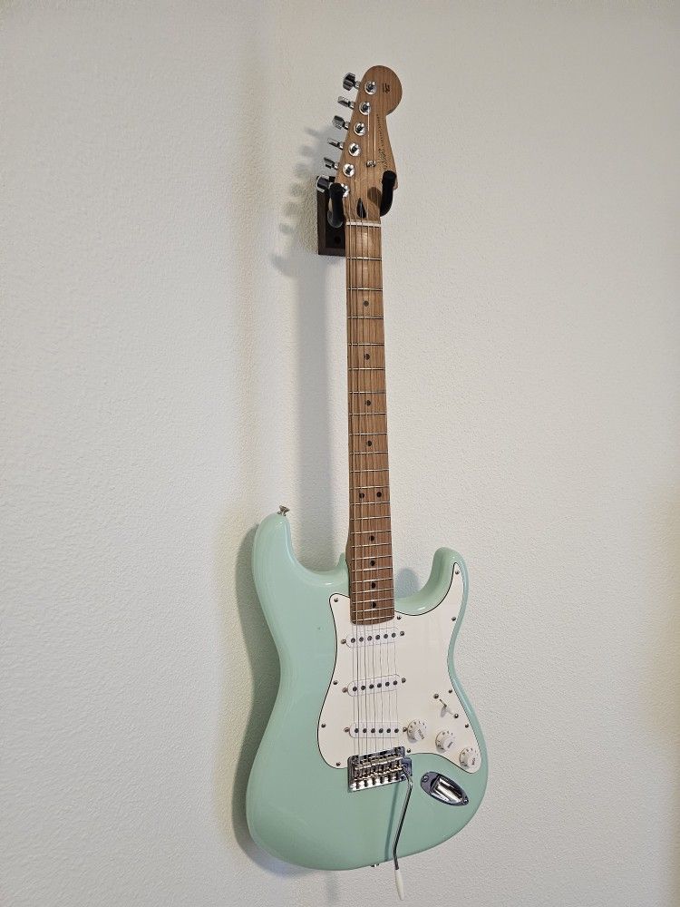 Fender Player Limited Edition/ roasted maple neck with custom shop pickups