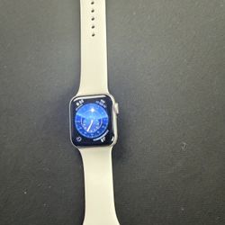 Apple Watch SE3 40mm