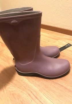 Rain boots