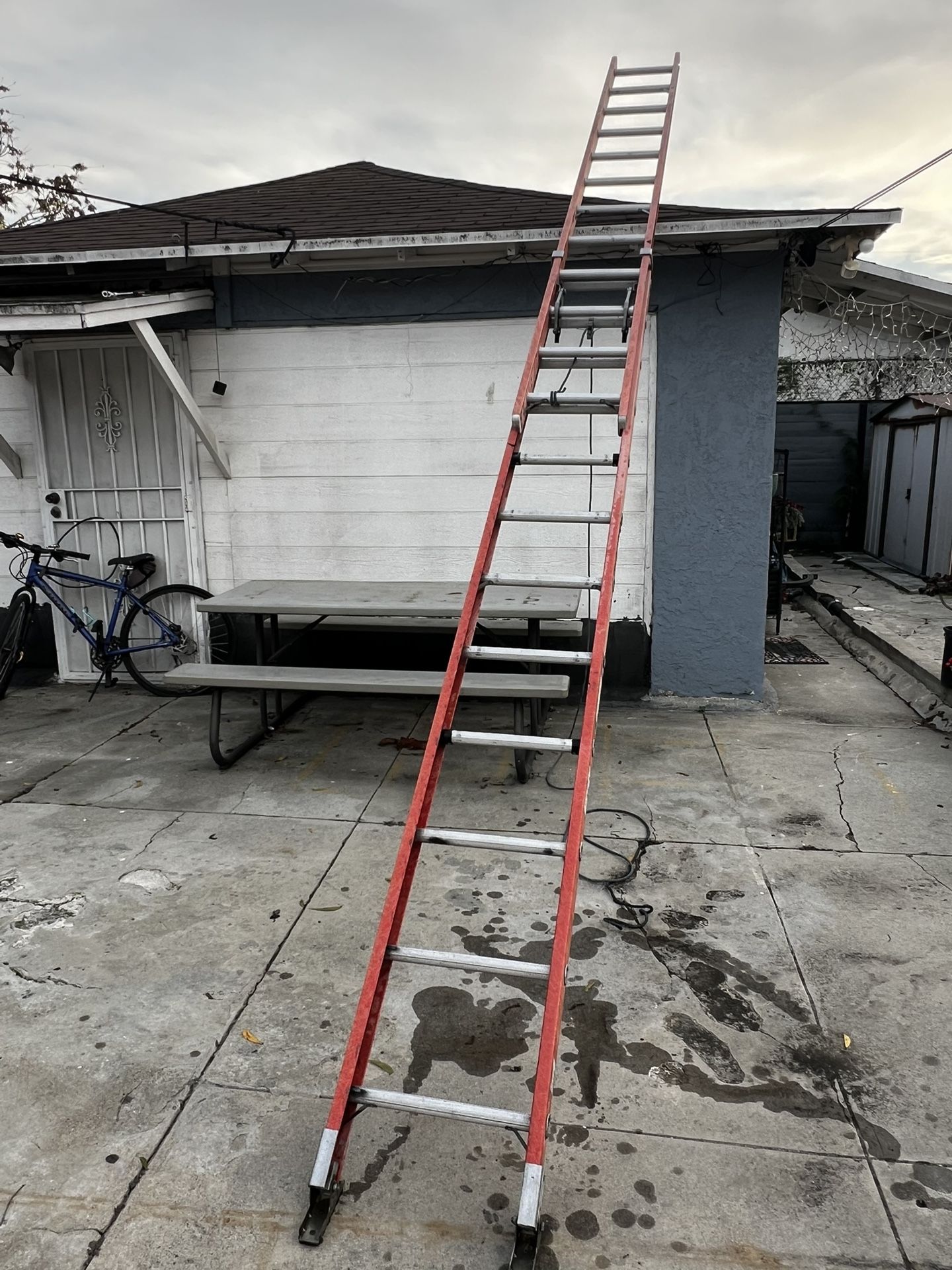 Escalera De Extensión 24 Pies