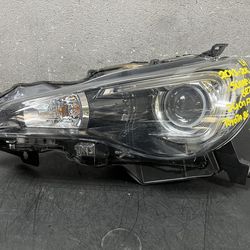 2013-2014-2015-2016 SUBARU BR-Z SCION BR-Z TOYOTA 86 LEFT HEADLIGHT OEM USED #9271