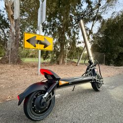 Electric scooter