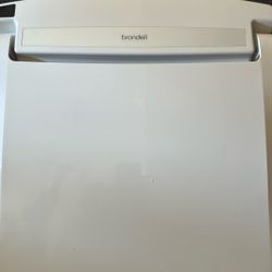 Brondell CL1700 Round