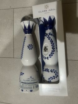 Clase azul empty 2 vase