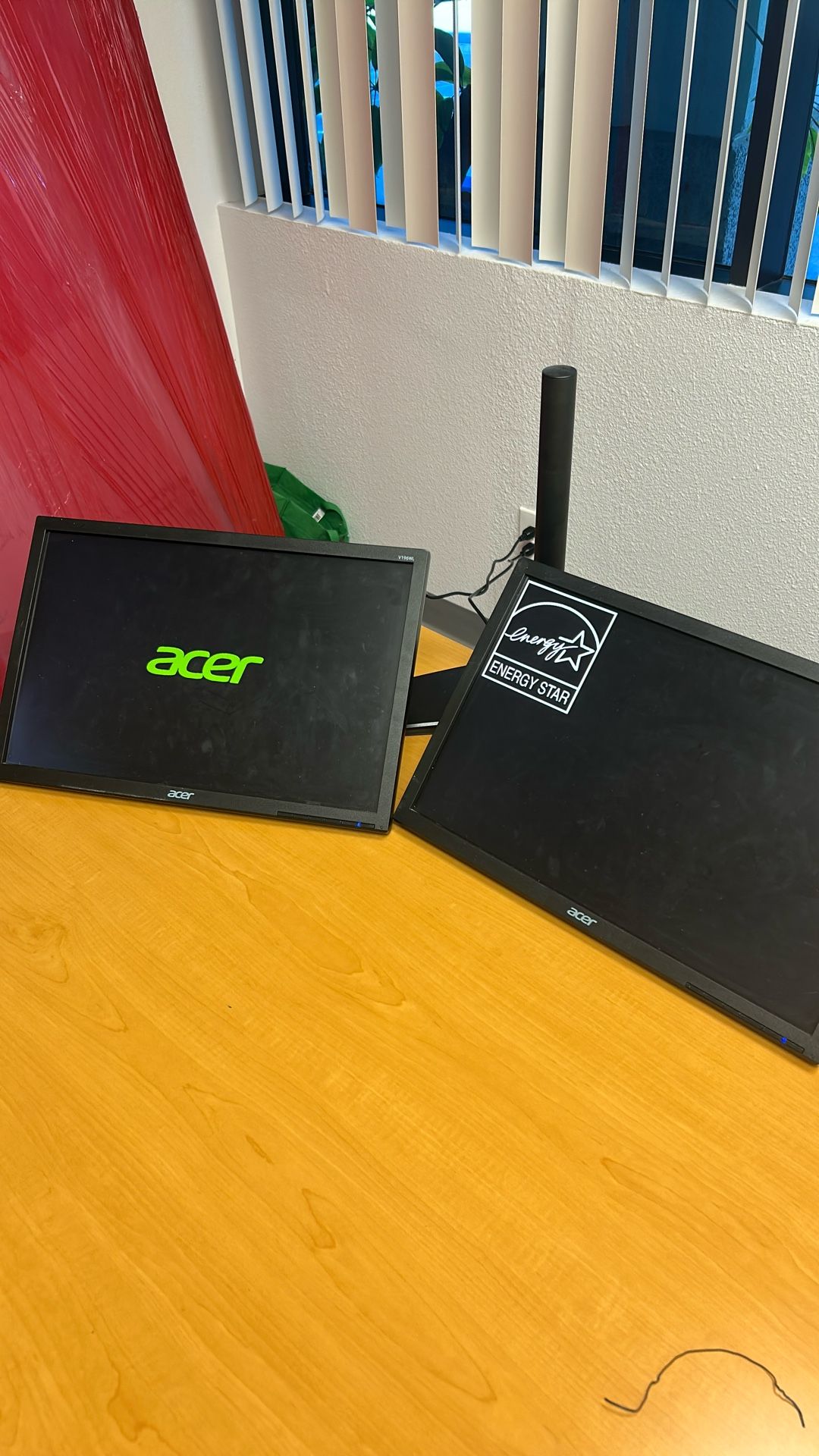 ACER LCD Monitors