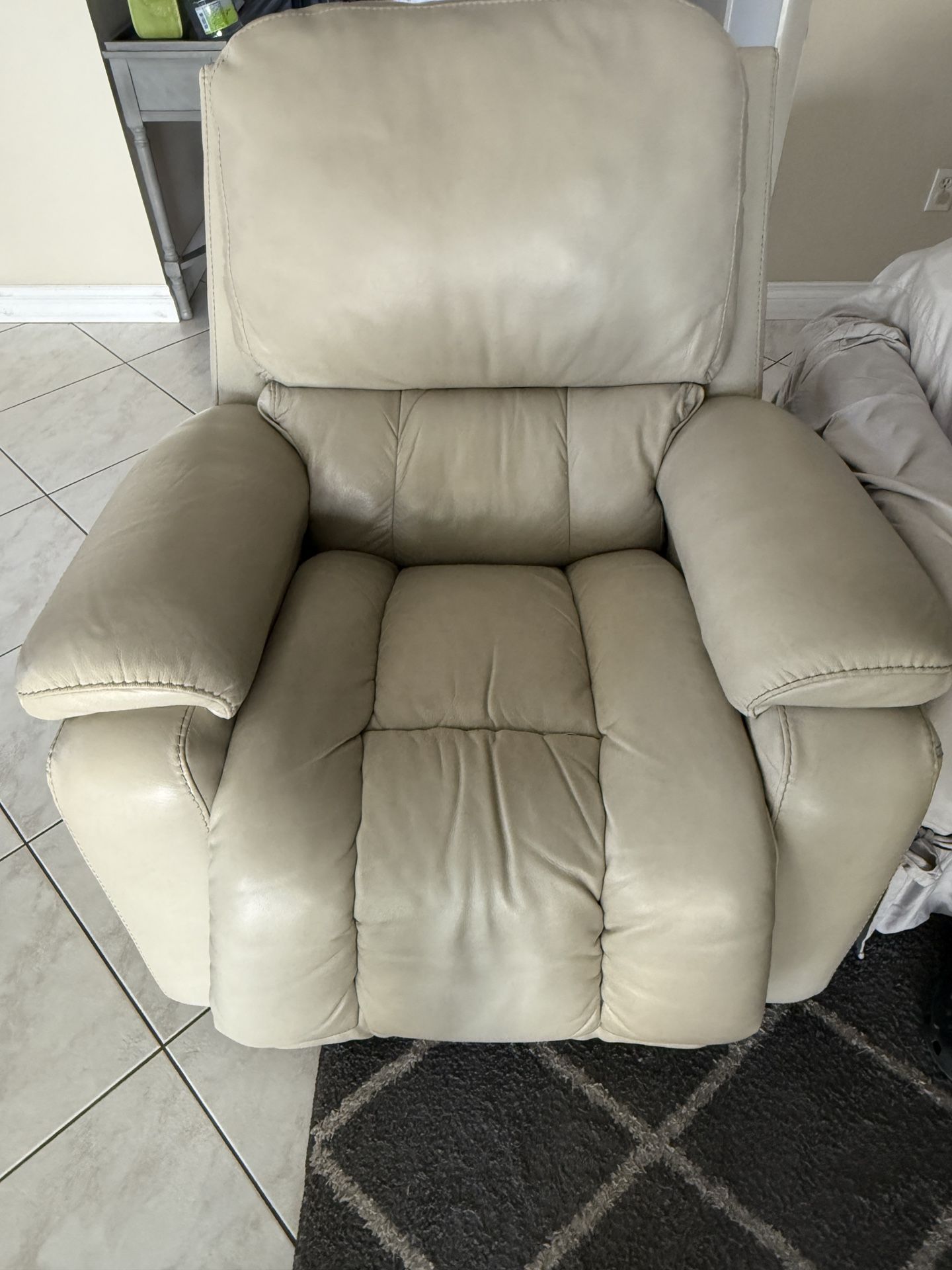 Recliner Chair