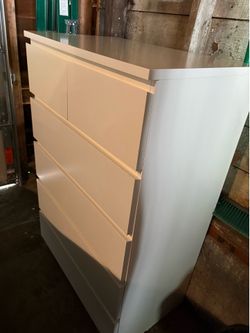 IKEA 5 drawer tall dresser in white