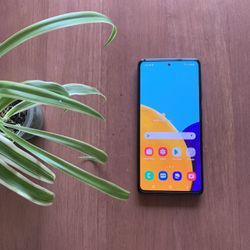 Samsung Galaxy A52 5G ( Unlocked)128gb Black Color