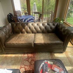 Pottery Barn Chesterfield Leather Sofa