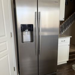 Whirlpool gold Kitchen Appliance Set