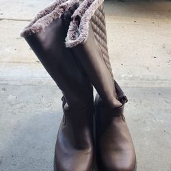 Rugged Outback Snow Boots (sz 13).