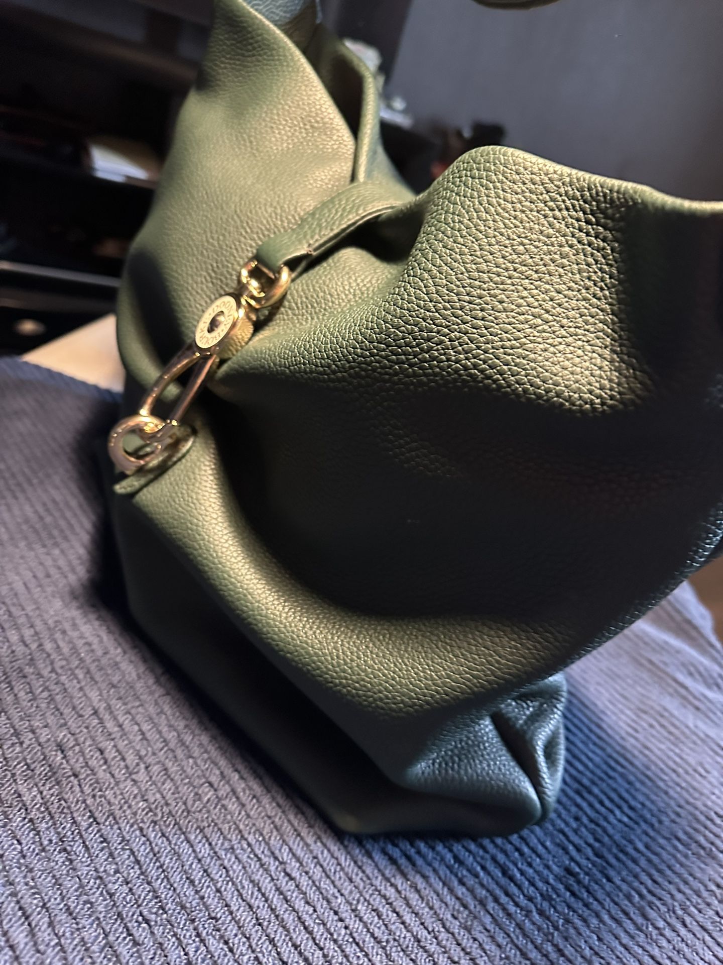 DOONEY BOURKE extra large logo lock hobo bag Olive Green