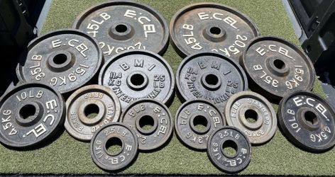 Complete Olympic 2” weight set 255lbs