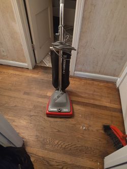 Sanitairie Heavy Duty Commercial Vacuum