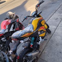 Motorcycle Gas 200cc Gator Color Gold 2024