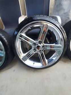 20 inch irocs rims 5 lugs With low profile tires All tires and rims are in good condition Chrome is good nice and clean if interested text me if not