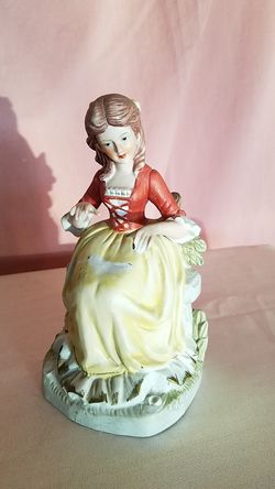 Ceramic figurine