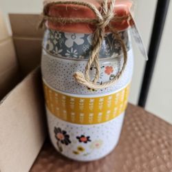 New Decorative Measuring Cup Set/SALE PENDING 