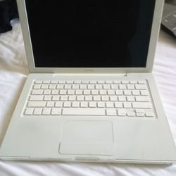 Apple MacBook Laptop 