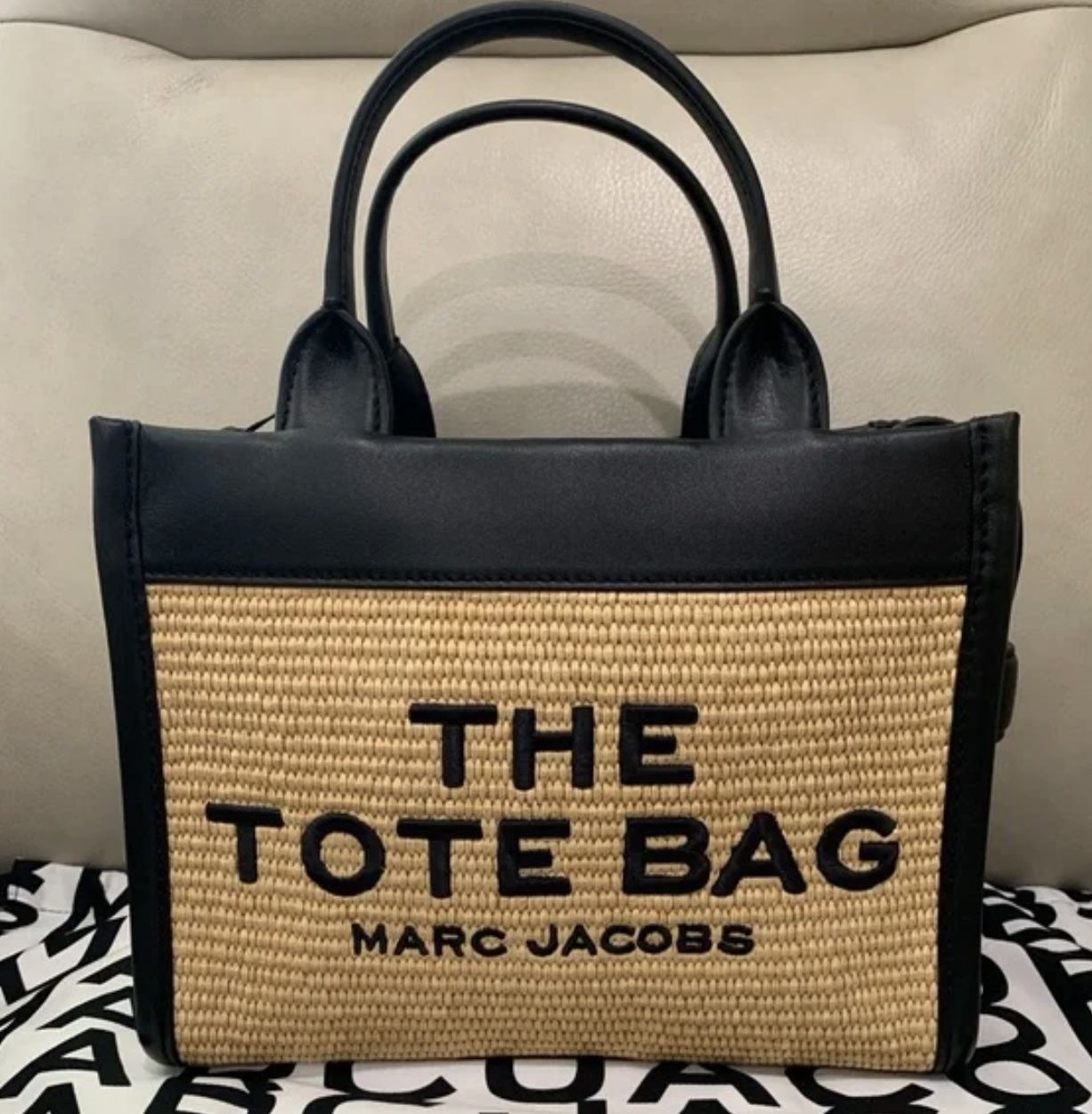 Marc Jacobs The Woven Tab And Black Leather Medium Tote Bag With Adjustable Removable Strap- Only Used Once! 
