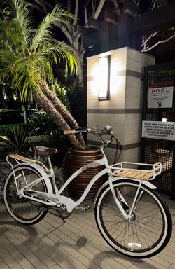 Electra Koa 3і Step-Thru Beach Cruiser - Retail $999