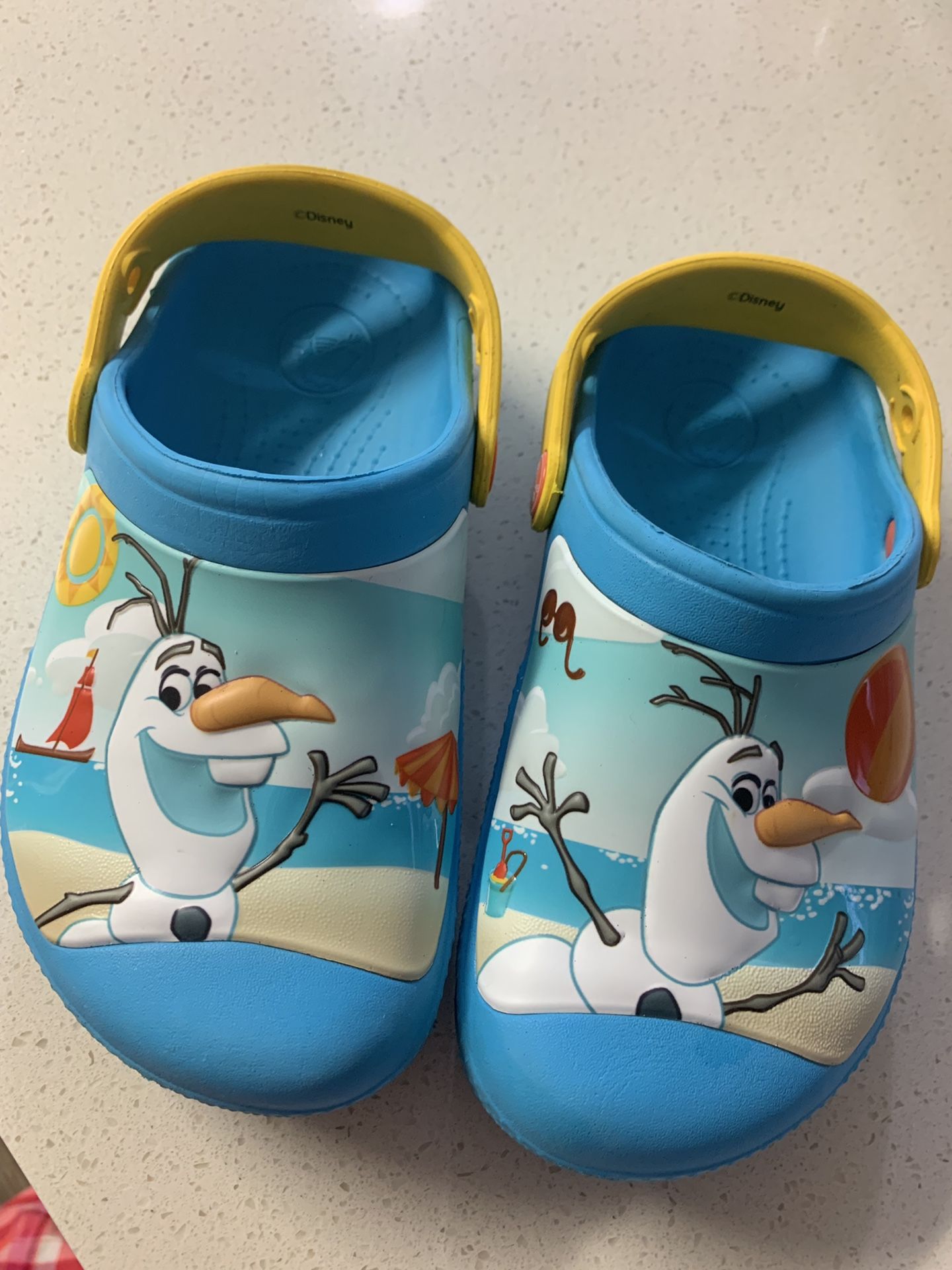 Crocs Kids Olaf Clog size 1 Junior