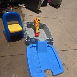 Little Tikes Toy With Little Tikrs Kids Chair