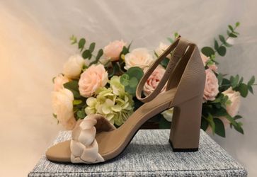 Laicigo Braided Strap Block Heel Sandal - Nude