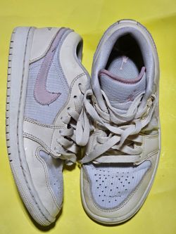 Jordan 1 shoes