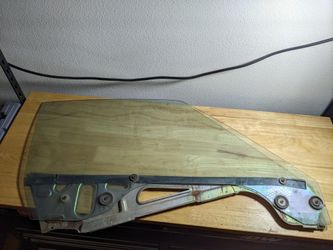 Datsun 240z Passenger Side Window Glass With Frame Chanel
