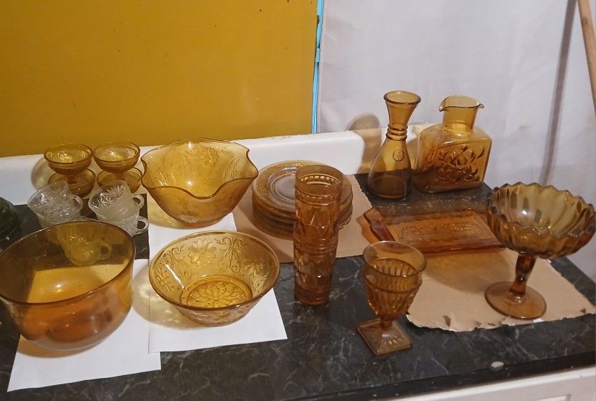 Vintage Amber Collection 1986