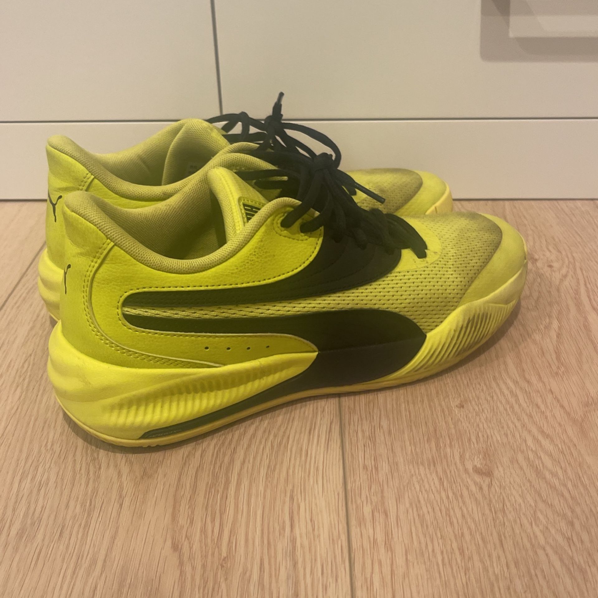 Triple Basketball Yellow Glow Puma Basketball Shoes Size 10