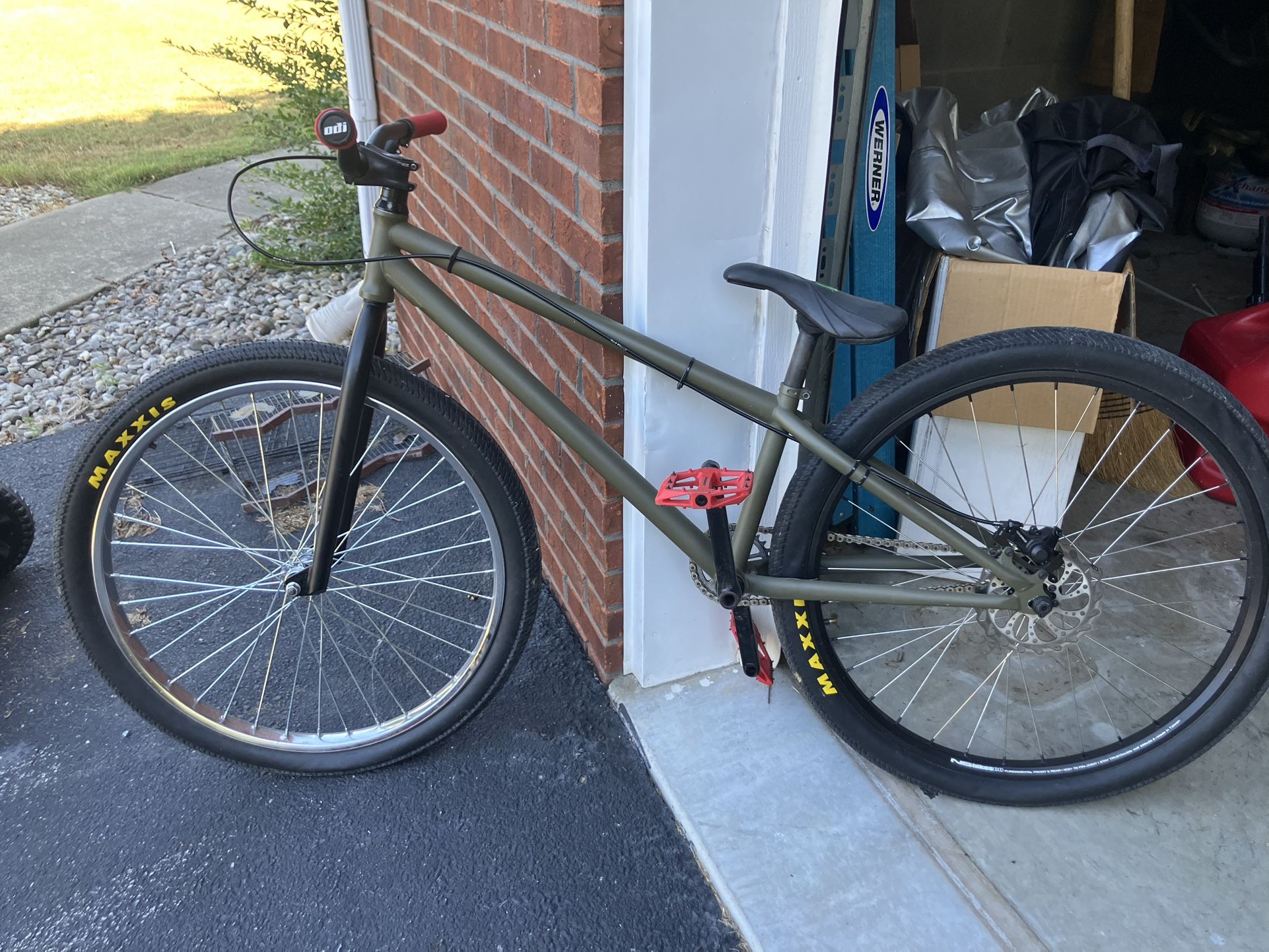 Custom Built Verde Dirt Jumper