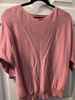 Women’s soft pink sweater