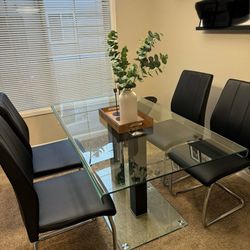 Seiber Glass Table ONLY! Chairs are not for Sale!