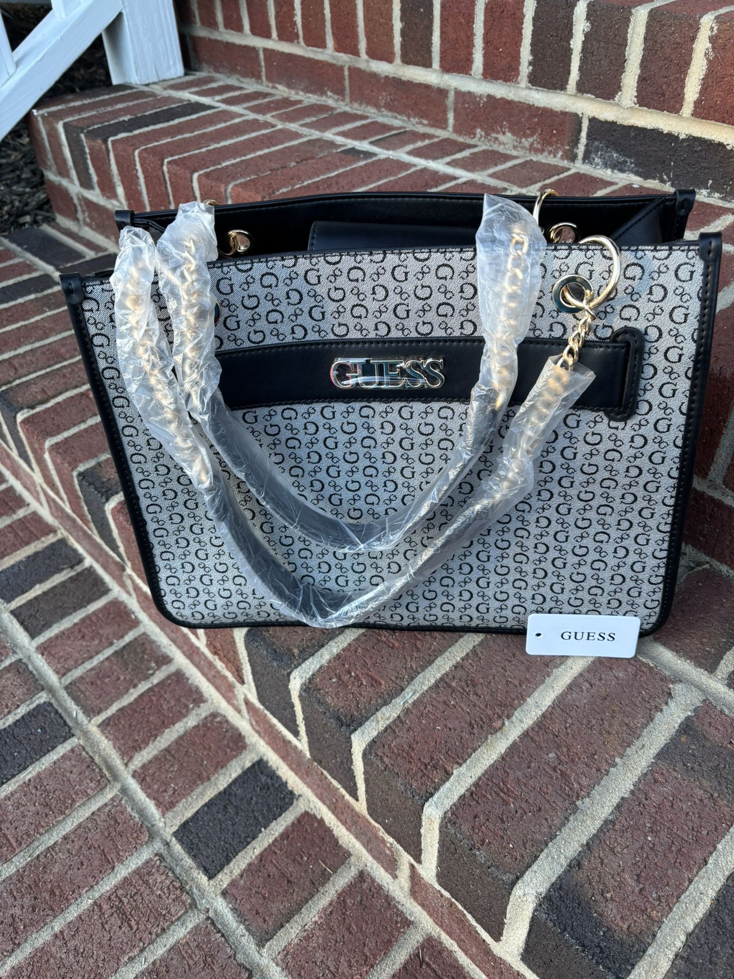 Black Guess Bag