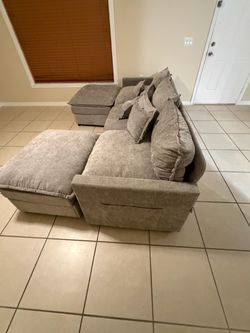 Sofa light gray with ottoman