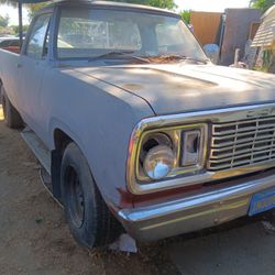 1977 Dodge Truck