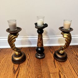 Title: Decorative Carved Candlestick Set – Gold Twist & Carved Wood Pillar Holders (Set of 3)