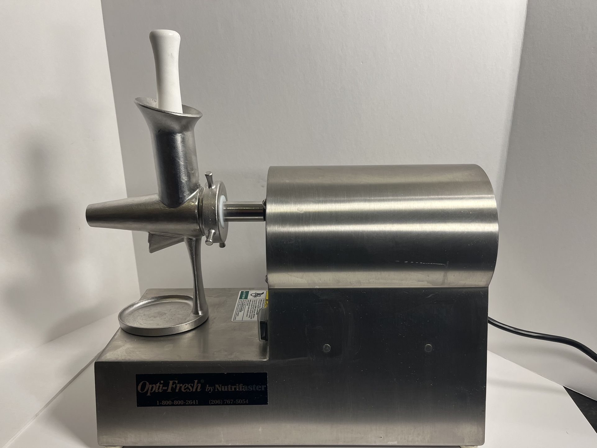 Nutrifaster Opti-Fresh Wheatgrass Juicer 120V Commercial Use