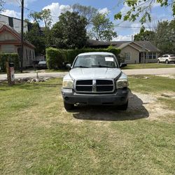 2007 dodge Dakota