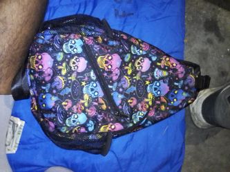 Psychedelic skull shoulder bag