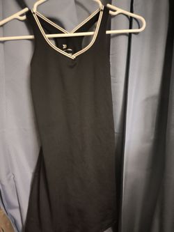 $8 GIRL'S ACTIVE DRESS WITH SHORTS SIZE 6/7