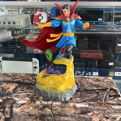 Doctor Strange Disney Figurine 12 inches *TRADE IN GAMES OR CARDS TOWARDS THIS ITEM*